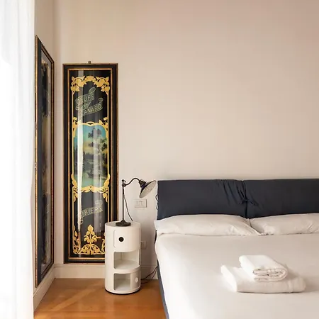 Youhosty - Nerino 10 * Milano