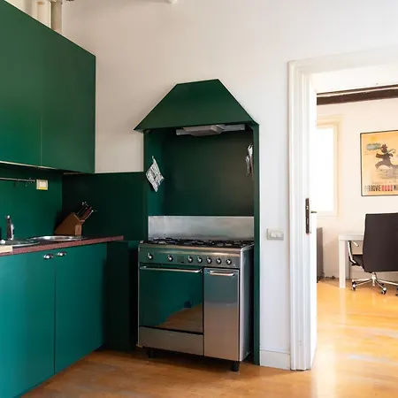 Youhosty - Nerino 10 Milan